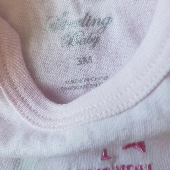 Baby girl stars and moon onsie 3M - Picture 2 of 3